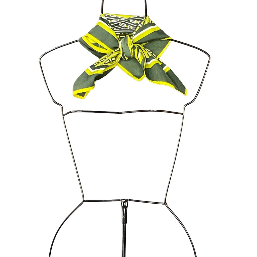 Green and Yellow Patterned Scarf